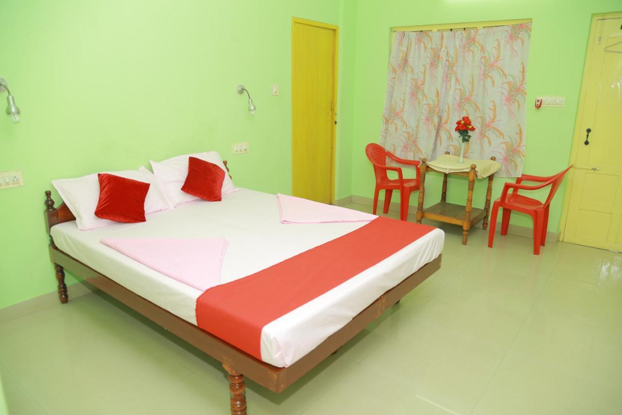 Shirleys Beach Hotel Kovalam Ngoại thất bức ảnh